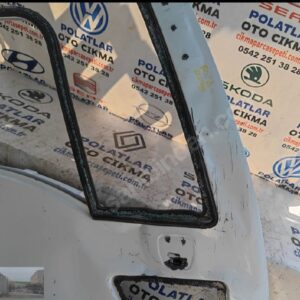 Ford Cargo 2524 sağ ön kapı